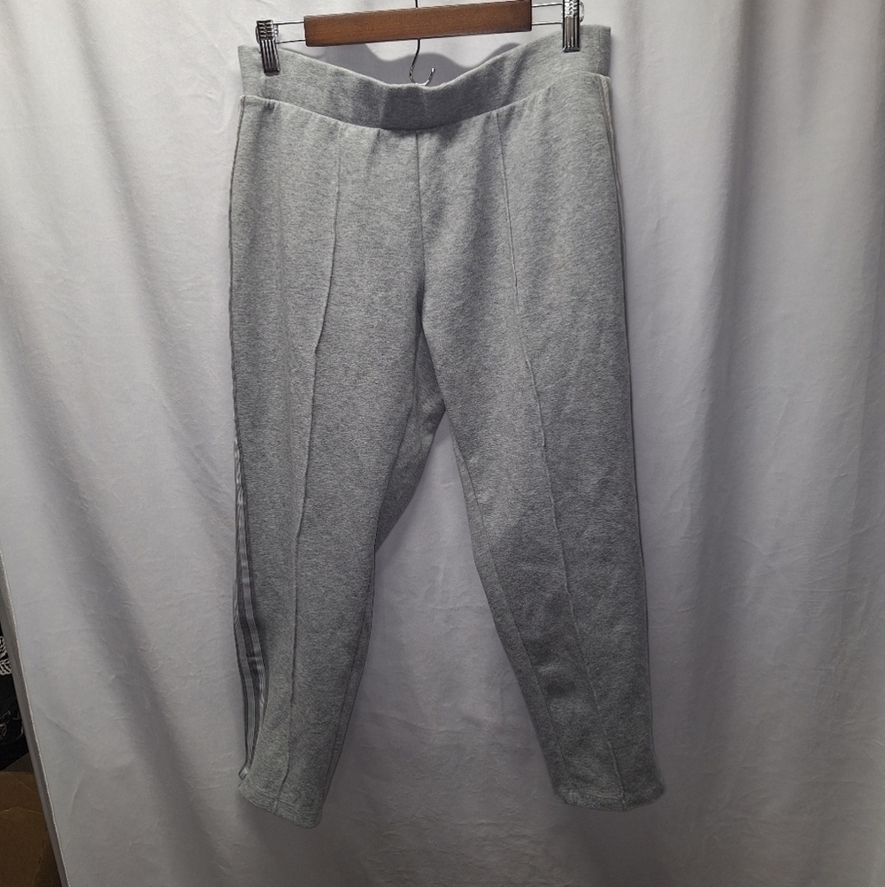 Avia joggers large